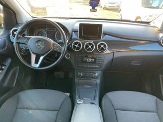 Mercedes B-Class foto 8