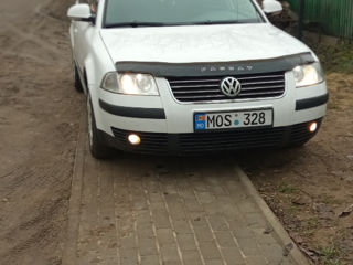 Volkswagen Passat foto 3