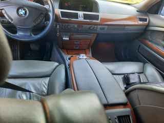 BMW 7 Series foto 7