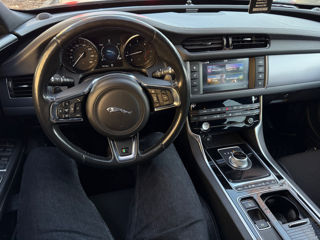 Jaguar XF foto 8