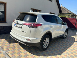 Toyota Rav 4 foto 2