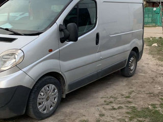 Opel Vivaro foto 8