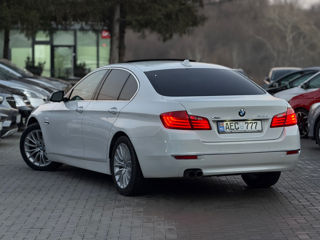 BMW 5 Series foto 4