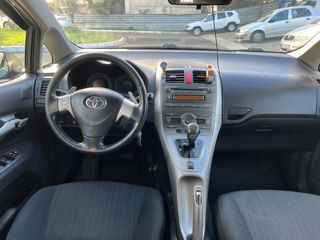 Toyota Auris foto 6