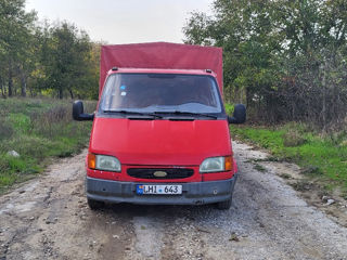 Ford Transit foto 2