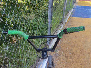 Vind bicicleta BMX Hellride foto 4