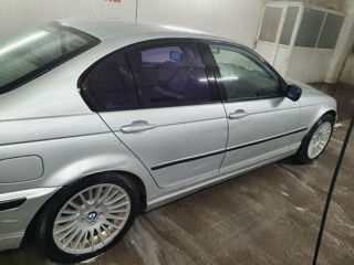 BMW 3 Series foto 4