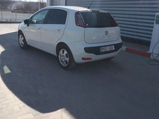 Fiat Grande Punto foto 3