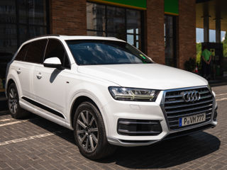 Audi Q7 foto 1