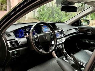 Honda Accord фото 5