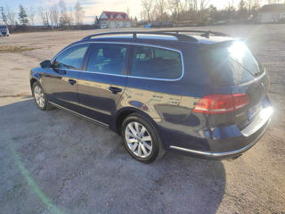 Volkswagen Passat foto 2