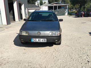 Volkswagen Passat foto 2