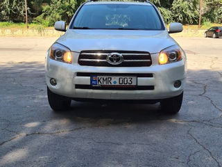 Toyota Rav 4 foto 3