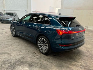 Audi e-tron foto 3