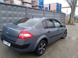 Renault Megane foto 3