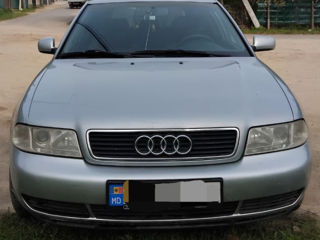 Audi A4 foto 1