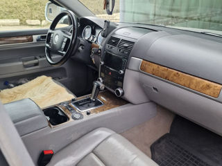 Volkswagen Touareg foto 8