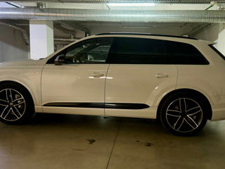 Audi Q7 foto 5