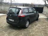 Renault Grand Scenic foto 3