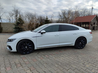 Volkswagen Arteon foto 2