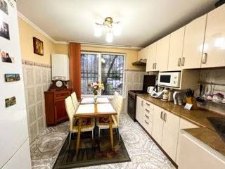 3-х комнатная квартира, 99 м², Рышкановка, Кишинёв