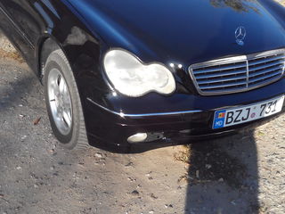 Mercedes C Class foto 6