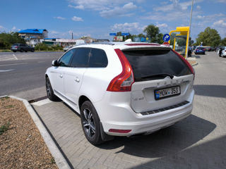 Volvo XC60 foto 3