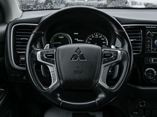 Mitsubishi Outlander foto 10