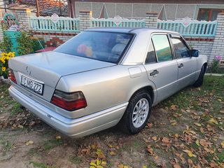 Piese Mercedes-Benz S 220- 320 CDI . W 124 . C 180. foto 7