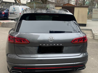 Volkswagen Touareg foto 3