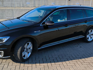 Volkswagen Passat foto 2