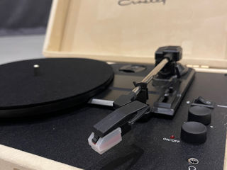 Crosley ( limited edition )+ пластинка в подарок foto 5