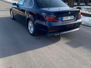 BMW 5 Series фото 4