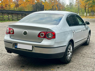 Volkswagen Passat foto 6