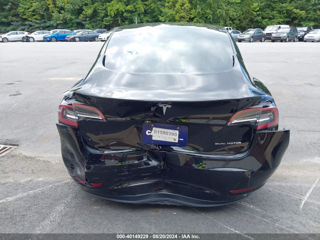 Tesla Model 3 foto 6