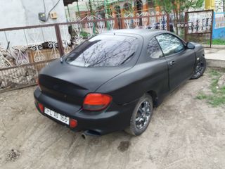 Hyundai Coupe foto 3