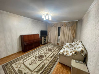 Apartament cu 2 camere, 60 m², Poșta Veche, Chișinău