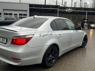 BMW 5 Series foto 4