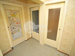 Spatiu comercial, str. Traian, 35000 € ! foto 4