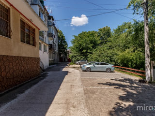 Apartament cu 2 camere, 31 m², Botanica, Chișinău foto 10