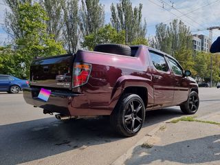 Honda Ridgeline foto 1