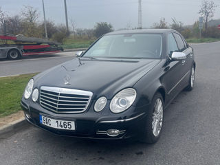 Mercedes E-Class foto 2