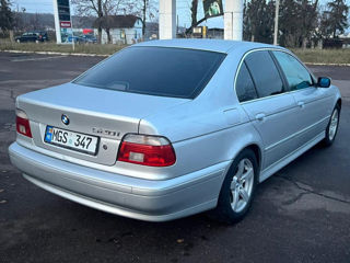 BMW 5 Series foto 3