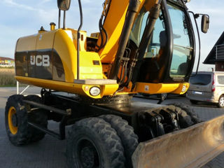 JCB JS 145W pe roți foto 7