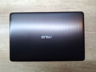 Asus VivoBook X540MA , 4 nuclee 2,7GHz, SSD 250gb. foto 2