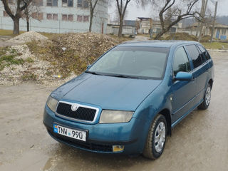 Skoda Fabia foto 2