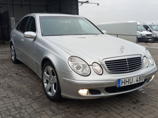 Mercedes E-Class foto 3