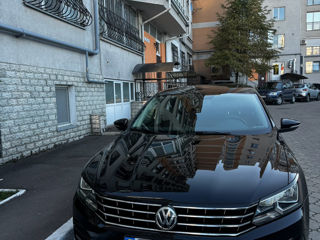 Volkswagen Passat foto 3