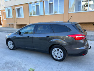 Ford Focus foto 6