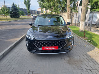 Ford Kuga foto 2